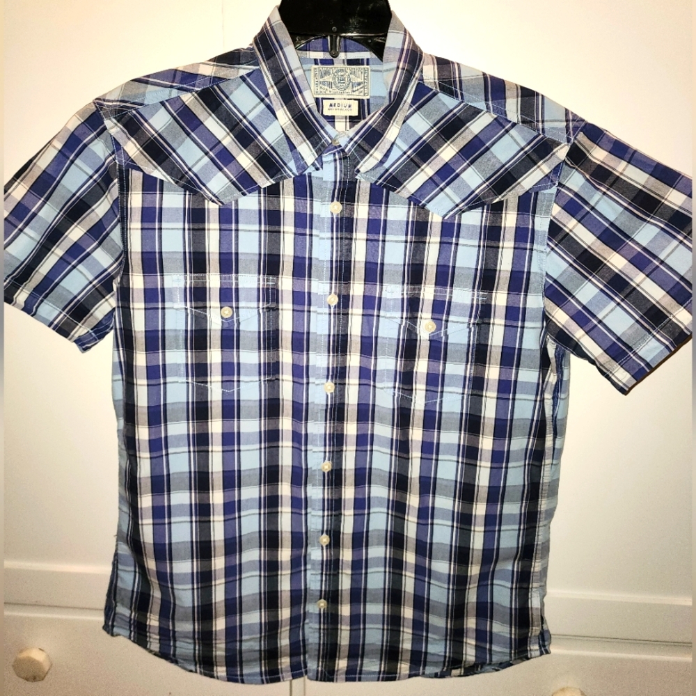 Men's Medium Lucky Brand short sleeve button-down blue and white